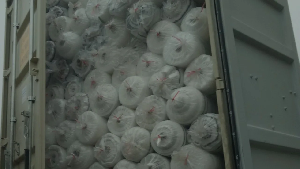 Fine mesh HDPE netting close-up